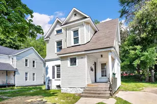 822 Prospect Ave NE, Grand Rapids, MI 49503 - Photo 1