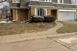 32602 Barclay Square, Warren, MI 48093 - Photo 1