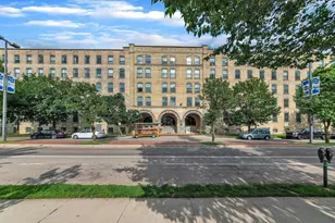 940 Monroe Ave NW, Grand Rapids, MI 49503 - Photo 1