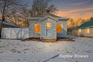 2533 McCracken St, Muskegon, MI 49441 - Photo 1
