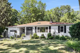 208 S Barker St, New Buffalo, MI 49117 - Photo 1