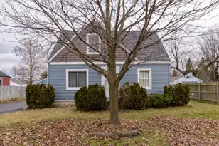 176 N 22nd Street N, Battle Creek, MI 49015 - Photo 1