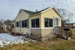 112 Wiltshire Ave, Battle Creek, MI 49015 - Photo 1
