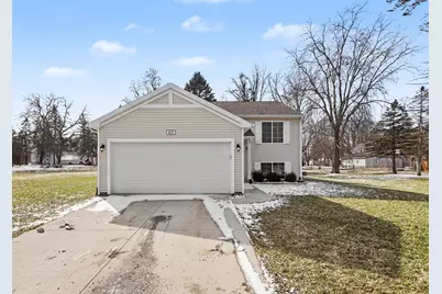 423 E Ellsworth Street, Bellevue, MI 49021 - Photo 1