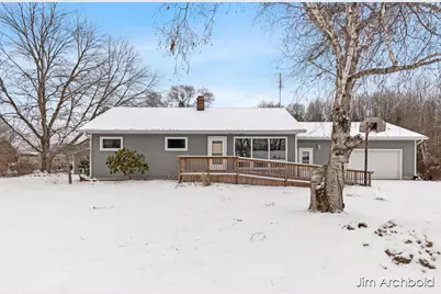 274 W Barton Street, Newaygo, MI 49337 - Photo 1