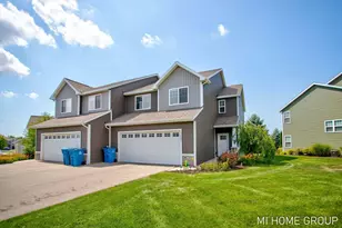 11887 Quincy Meadow Dr, Holland, MI 49424 - Photo 1