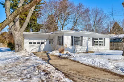843 W 25th Street, Holland, MI 49423 - Photo 1