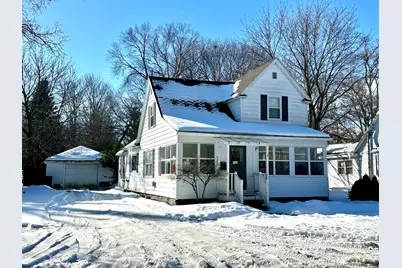 523 W Maple Street, Wayland, MI 49348 - Photo 1