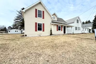 919 Bjornson St, Big Rapids, MI 49307 - Photo 1