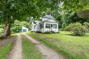 842 10th St, Plainwell, MI 49080 - Photo 1