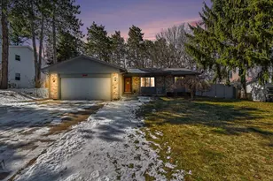 2549 Santigo Ave SE, Grand Rapids, MI 49546 - Photo 1