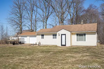 8150 W Clarksville Road, Clarksville, MI 48815 - Photo 1