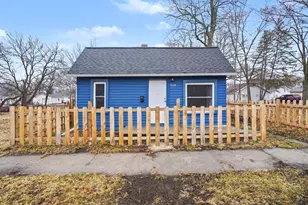 508 Catherine Ave, Muskegon, MI 49442 - Photo 1
