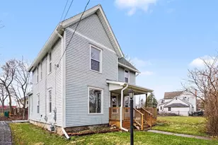 16 S Broad St, Battle Creek, MI 49017 - Photo 1