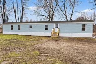 68544 Co Rd 372, Hartford, MI 49057 - Photo 1
