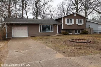1664 Leif Avenue, Norton Shores, MI 49441 - Photo 1