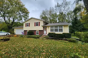 936 James St, Plainwell, MI 49080 - Photo 1