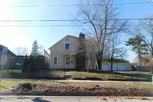108 Hill St, Dowagiac, MI 49047 - Photo 1