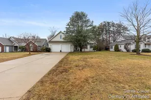 1816 Tiffany Shores Ct, Holland, MI 49424 - Photo 1