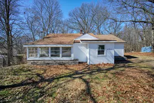 171 Eldredge St, Battle Creek, MI 49037 - Photo 1