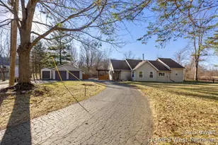 4011 Buttrick Ave SE, Ada, MI 49301 - Photo 1