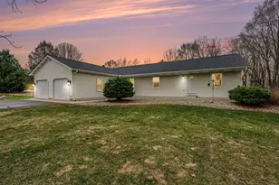 152 W D Ave, Kalamazoo, MI 49009 - Photo 1