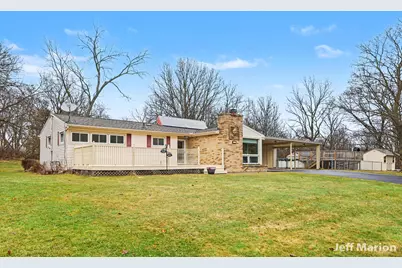 510 W Fargo Street, Ionia, MI 48846 - Photo 1