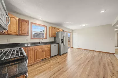 115 Sussex Place, Brooklyn, MI 49230 - Photo 1