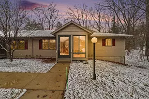 5766 W Brookwood Pl, Ludington, MI 49431 - Photo 1