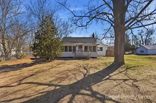 46 Hoskins St, Hesperia, MI 49421 - Photo 1