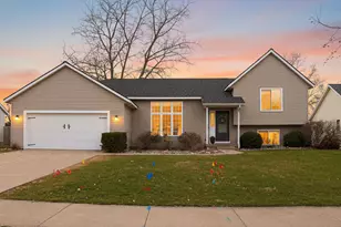 826 Meadow Dr, Wayland, MI 49348 - Photo 1