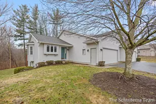 2614 Rolling Ridge Ln NW, Grand Rapids, MI 49534 - Photo 1