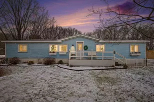 8936 Eugene St, Greenville, MI 48838 - Photo 1