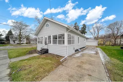 610 Seventh Street, Jackson, MI 49203 - Photo 1