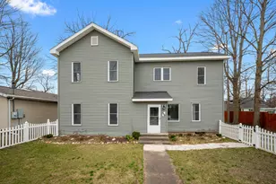 604 Orchard St, Dowagiac, MI 49047 - Photo 1