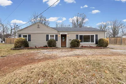 29550 Bretton, Livonia, MI 48152 - Photo 1