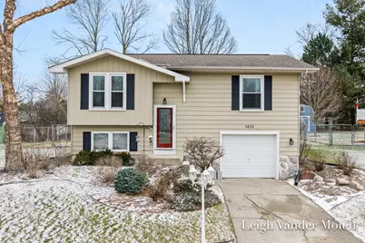 1410 Beckwith Avenue NE, Grand Rapids, MI 49505 - Photo 1