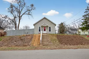 2636 Hickory St, Jackson, MI 49202 - Photo 1