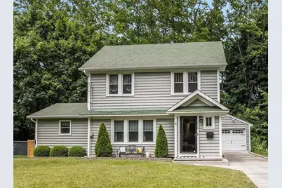 2010 Commonwealth Avenue, Kalamazoo, MI 49006 - Photo 1
