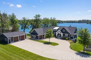 162 Lakeview Dr, Wayland, MI 49348 - Photo 1