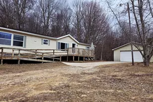 7272 Cedar Lake Rd NE, Edmore, MI 48829 - Photo 1