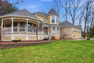 11542 Lancelot Ln, Pinckney, MI 48169 - Photo 1