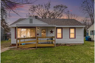 91 N Cedar Avenue, Battle Creek, MI 49037 - Photo 1
