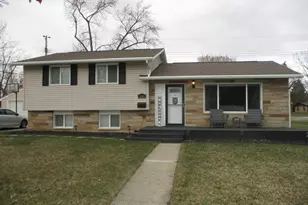 1604 Peggy Pl, Lansing, MI 48910 - Photo 1