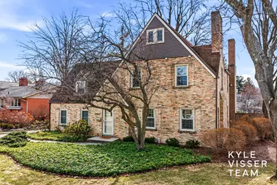 2460 Oakwood Drive SE, East Grand Rapids, MI 49506 - Photo 1