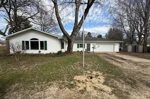 109 Prospect St, Bangor, MI 49013 - Photo 1