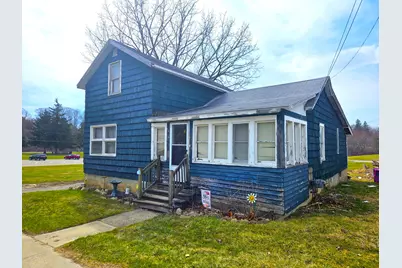 218 S Cherry Street, Flushing, MI 48433 - Photo 1