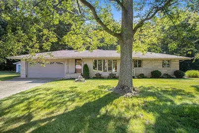 301 Woodland Drive, Buchanan, MI 49107 - Photo 1