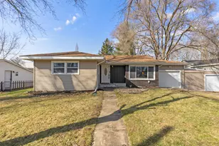 131 Oak St, Wayland, MI 49348 - Photo 1