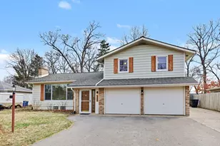 3256 Dorais Dr NE, Grand Rapids, MI 49525 - Photo 1